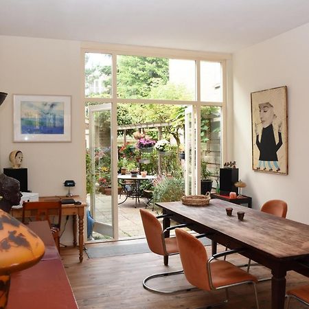 Bed & Breakfast Leonie デン・ハーグ エクステリア 写真